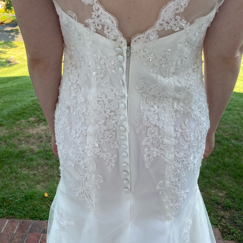 Brand New Wedding Dress Size 8/10